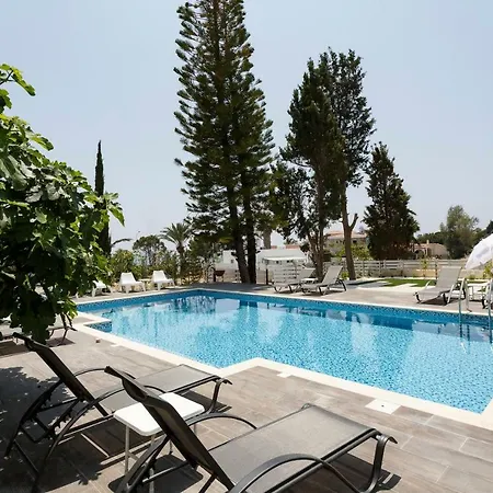 Coral Bay Sea Breeze - Rooftop Apt, Pool & Sea Views, Sleeps 8 * Peja